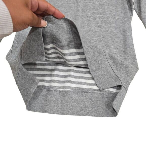 Lululemon Open Your Heart Reversible Sweatshirt Women's 6 Grey White Striped - Picture 4 of 8
